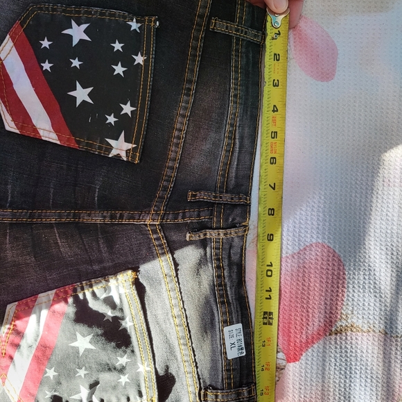 Jeans - Picture 6 of 7